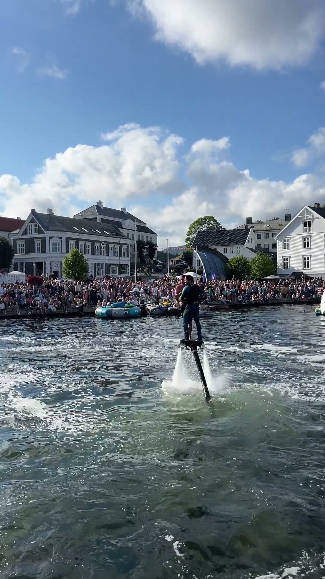 Tore Våge som dødser fra brettet på 10 meters høyde